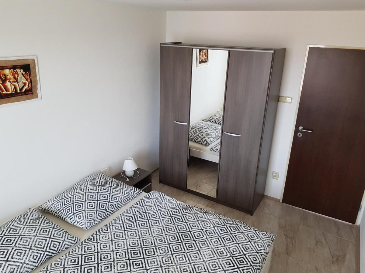 Apartman S Vinnym Sklepem Viktorie Pouzdrany エクステリア 写真
